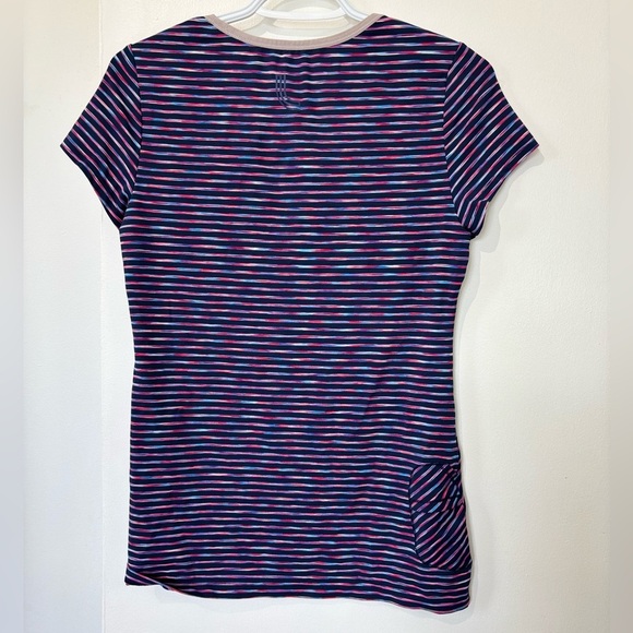 🎉4/30$🎉 Lole Multicolor Fitted Striped Tee - Size M - Picture 4 of 4